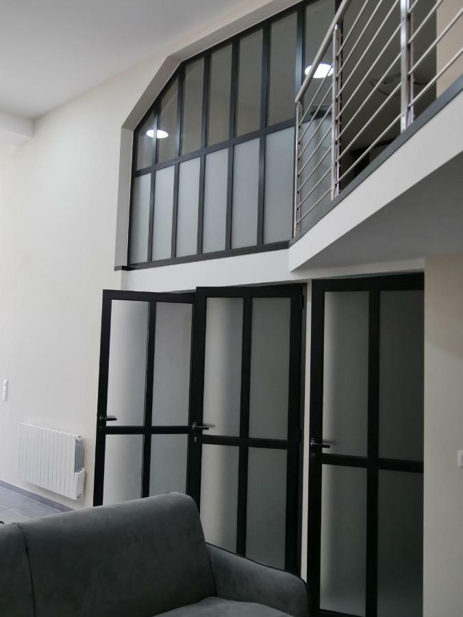 Apartment Grand Loft Chic Et Moderne, Deco Industrielle *