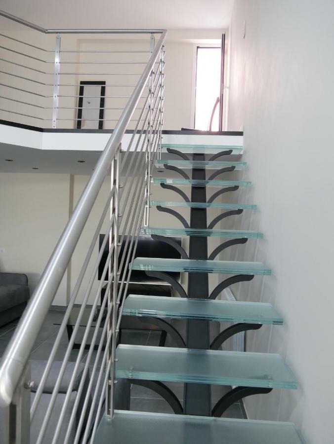 Grand Loft Chic Et Moderne, Deco Industrielle